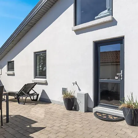Flugha - 190m From The Sea By Interhome *